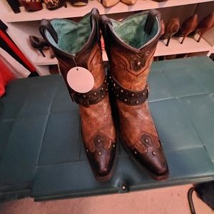 Ladies Western boots brand new, never worn